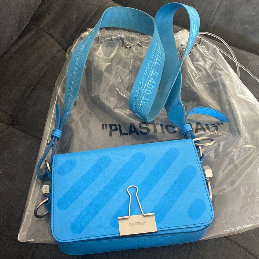 Off-White Blue Binder Clip Bag